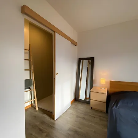 Maison Lilas Rose 300m² 12 P *