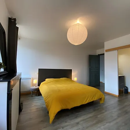 Maison Lilas Rose 300m² 12 P * Le Mas-de-Tence